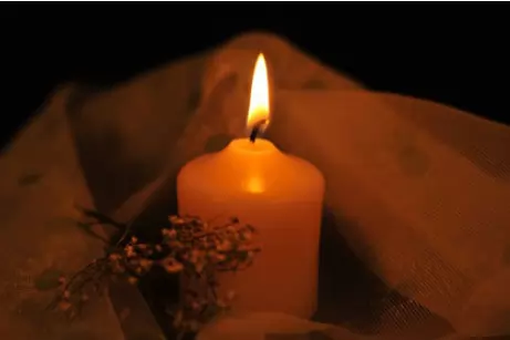 Votive Beeswax Candle With Organic Wick